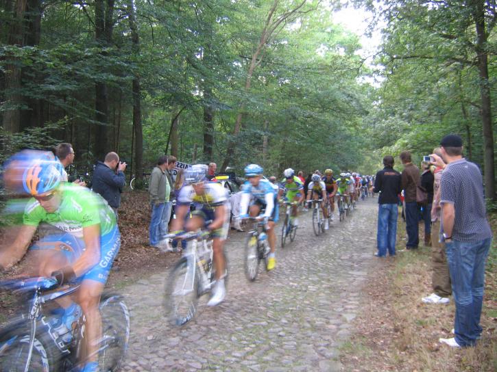Vuelta over de Drentse kasseien